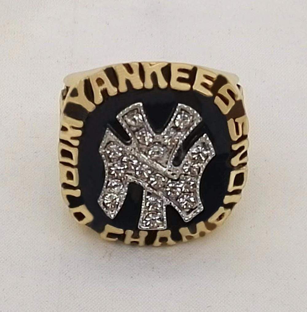 1977 New York Yankees Ring