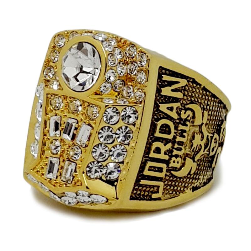 1998 Chicago Bulls NBA Basketball Replica Championship Ring